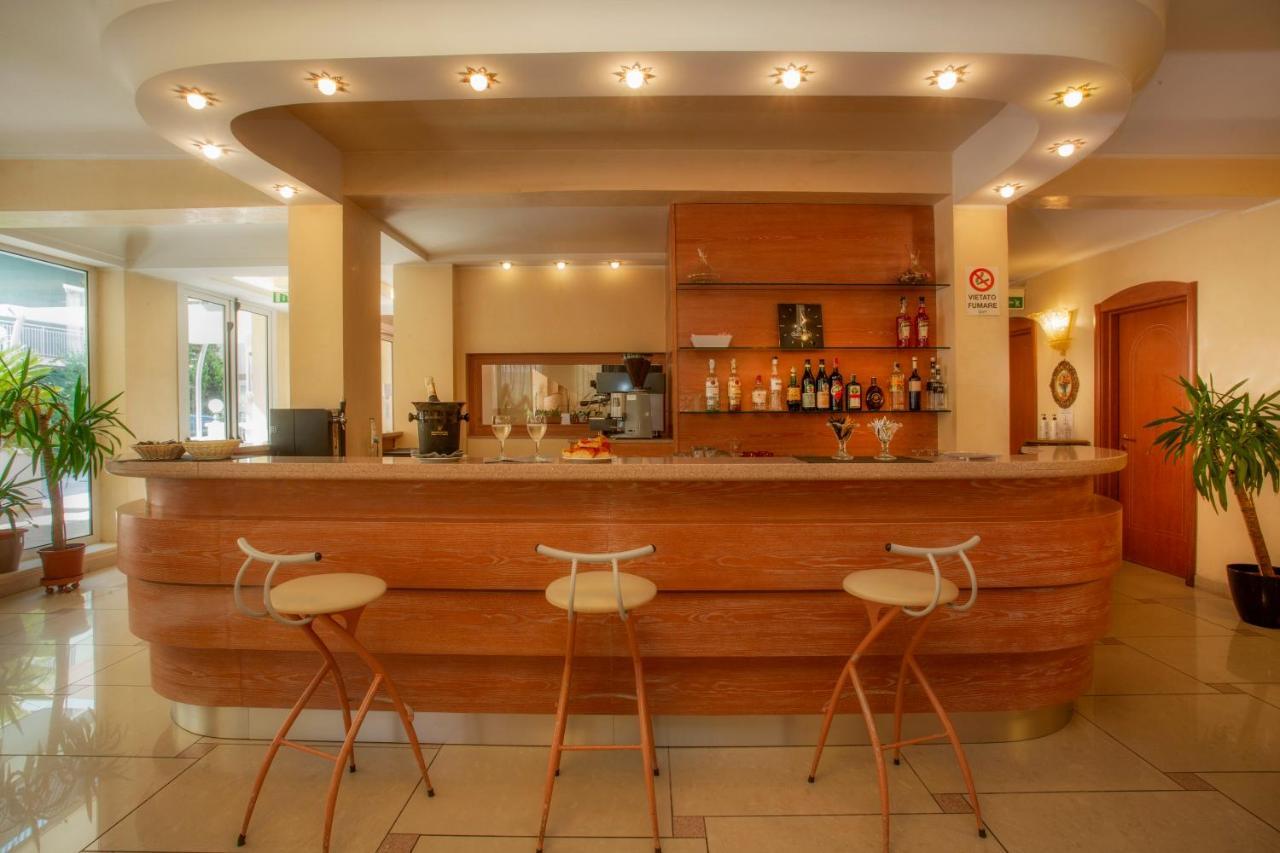Hotel Elisir Rimini Luaran gambar