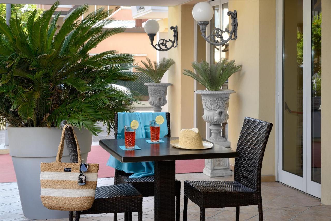 Hotel Elisir Rimini Luaran gambar