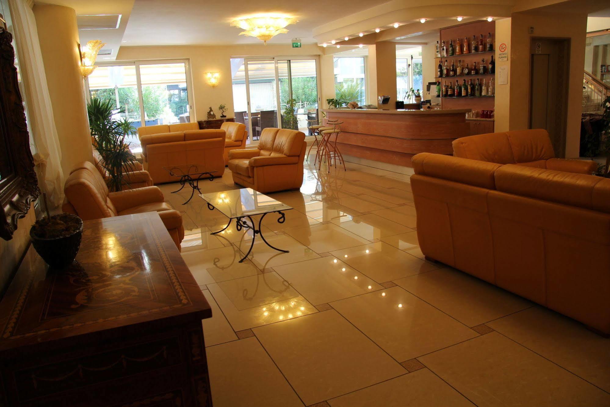 Hotel Elisir Rimini Luaran gambar