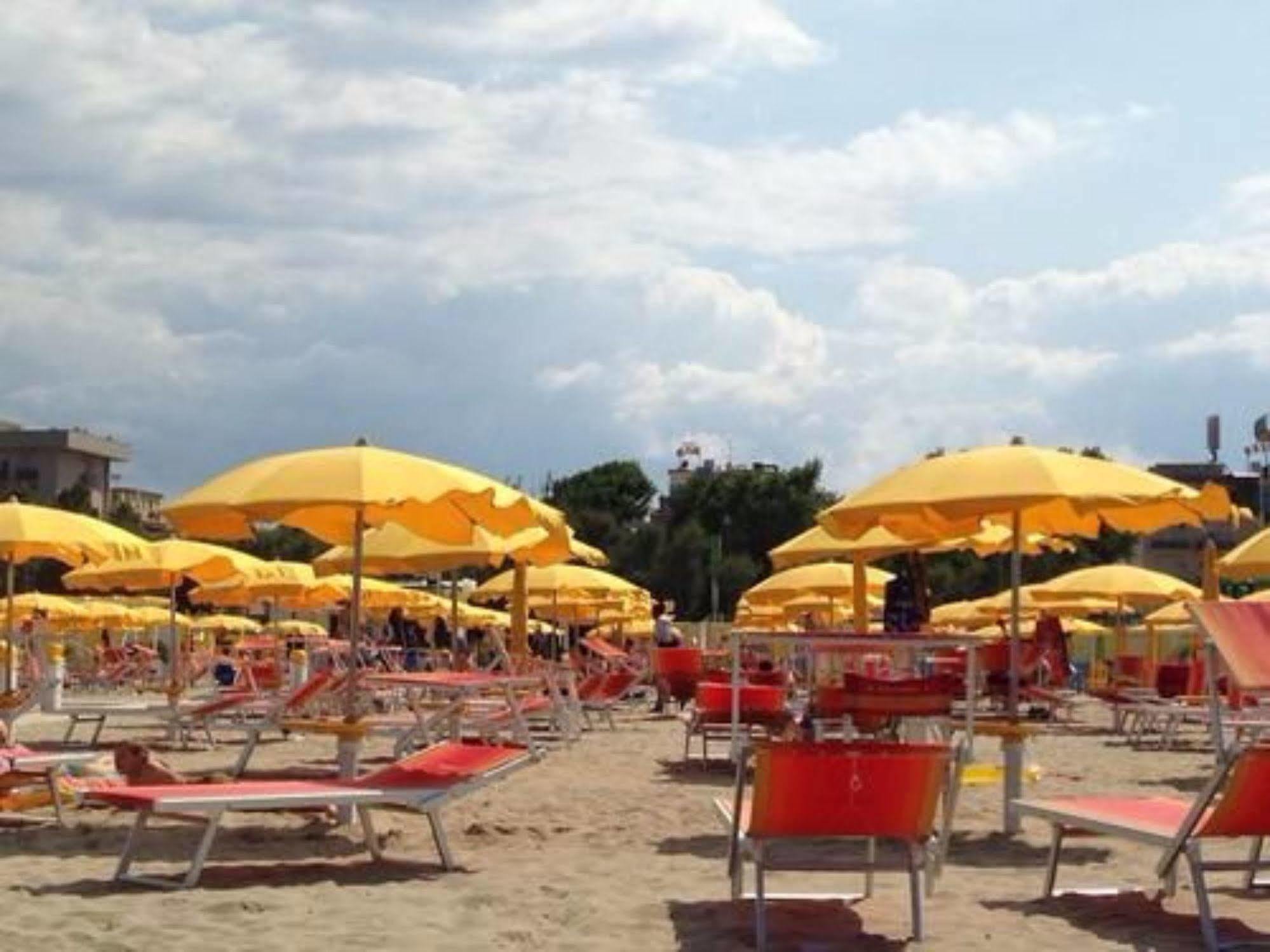 Hotel Elisir Rimini Luaran gambar